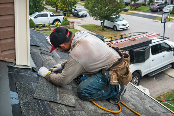 Professional Roofing technician working in Wrightsboro, TX